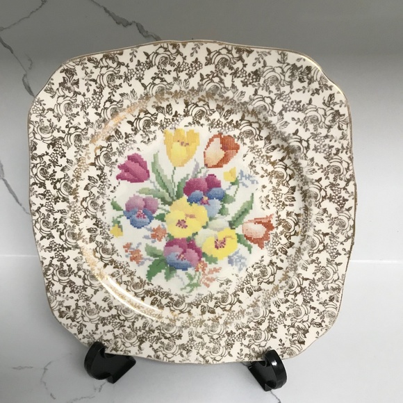 Vintage H&K Tunstall Olde English Sampler China Porcelain Square Luncheon 9” - Picture 1 of 7